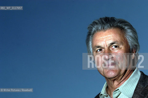 John Irving at the Edinburgh Book Festival 2003  CREDIT Gera©Writer Pictures/Rosebud2