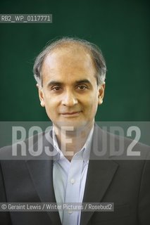 Pico Iyer, writer of the book The Open Roadabout The Dalai Lama in exile at The Edinburgh International Book Festival 2009..copyright©Geraint Lewis/Writer Pictures/Rosebud2