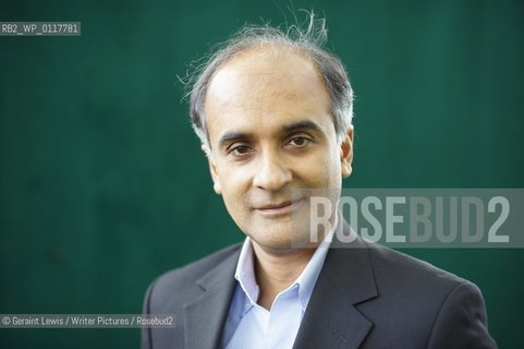 Pico Iyer, writer of the book The Open Roadabout The Dalai Lama in exile at The Edinburgh International Book Festival 2009..copyright©Geraint Lewis/Writer Pictures/Rosebud2