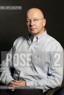 Doug Jackson, Scottish author of fictional Roman thrillers...Copyright©Alex Hewitt/Writer Pictures/Rosebud2
