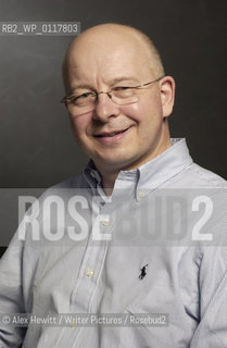Doug Jackson, Scottish author of fictional Roman thrillers...Copyright©Alex Hewitt/Writer Pictures/Rosebud2