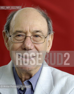 Dan Jacobson  a nominee for the Booker Prize 2005. CREDIT Geraint Lewis
©Writer Pictures/Rosebud2