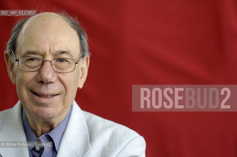 Dan Jacobson  a nominee for the Booker Prize 2005. CREDIT Geraint Lewis
©Writer Pictures/Rosebud2