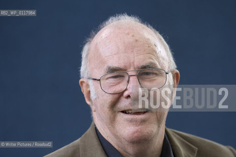 Clive James, Writer and Television  .CREDIT Geraint Lewis
©Writer Pictures/Rosebud2