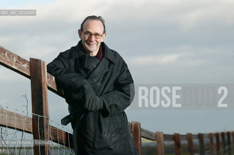 Oliver James Psychologist and television and radio presenter  CREDIT Geraint Lewis ©Writer Pictures/Rosebud2