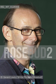 Oliver James, psychologist and writer, at the Edinburgh International Book Festival on 19/8/10..©.Geraint Lewis/Writer Pictures/Rosebud2