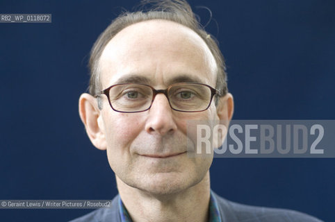 Oliver James..Copyright©Geraint Lewis/Writer Pictures/Rosebud2