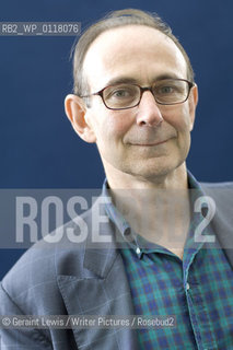Oliver James..Copyright©Geraint Lewis/Writer Pictures/Rosebud2