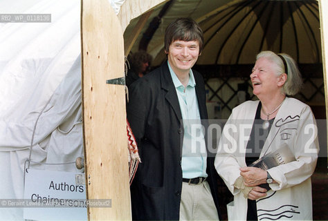 Ian Rankin and P D James at the Edinburgh Book Festival  2001.....Copyright©Geraint Lewis/Writer Pictures/Rosebud2