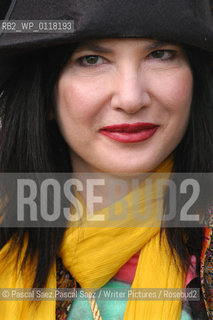 American writer Tama Janowitz (author of Slaves of New York) at the Edinburgh International Book Festival 2003..Copyright©Pascal Saez.Pascal Saez/Writer Pictures/Rosebud2