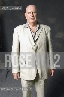 Quintin Jardine, Crime Novel Writer with the DC Bob Skinner novels .CREDIT Geraint Lewis
©Writer Pictures/Rosebud2