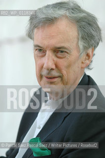 British landscape artist and writer Charles Jencks at the Edinburgh International Book Festival 2005...Copyright©Pascal Saez.Pascal Saez/Writer Pictures/Rosebud2