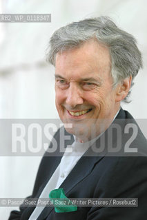 British landscape artist and writer Charles Jencks at the Edinburgh International Book Festival 2005...Copyright©Pascal Saez.Pascal Saez/Writer Pictures/Rosebud2