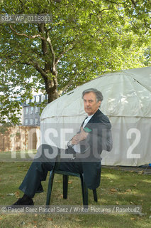British landscape artist and writer Charles Jencks at the Edinburgh International Book Festival 2005...Copyright©Pascal Saez.Pascal Saez/Writer Pictures/Rosebud2
