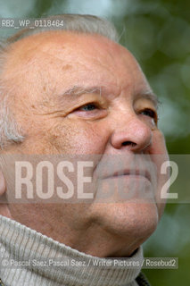 Icelandic writer Matthias Johannessen.at the Edinburgh International Book Festival 2004..Copyright©Pascal Saez.Pascal Saez/Writer Pictures/Rosebud2