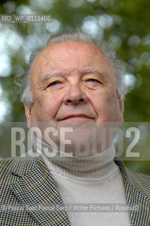 Icelandic writer Matthias Johannessen.at the Edinburgh International Book Festival 2004..Copyright©Pascal Saez.Pascal Saez/Writer Pictures/Rosebud2
