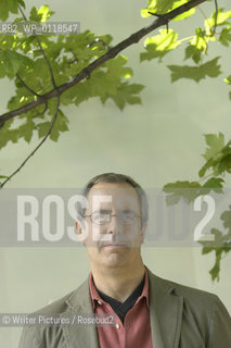 Paul Johnston,Crime writer of futuristic novels set in Edinburgh. CREDIT Geraint©Writer Pictures/Rosebud2