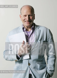 Tobias Jones, Writer of The Dark Hart of Italy and Utopian Dreams about living in communes in Britain and Italy.CREDIT Geraint Lewis
©Writer Pictures/Rosebud2