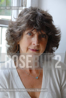 Julie Kavanagh..Copyright©Tim Jenkins/Writer Pictures/Rosebud2