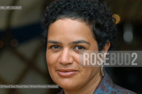 Novelist, poet and broadcaster Jackie Kay at the Edinburgh International Book Festival 2004..Copyright©Pascal Saez.Pascal Saez/Writer Pictures/Rosebud2