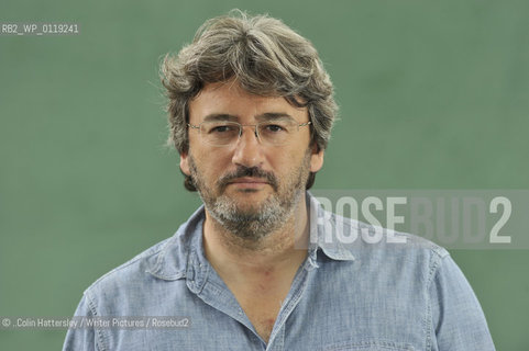Fergal Keane, Irish writer and broadcaster, at the Edinburgh International Book Festival, 14/08/2010..©..Colin Hattersley/Writer Pictures/Rosebud2