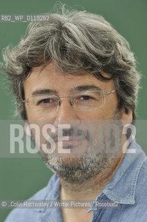 Fergal Keane, Irish writer and broadcaster, at the Edinburgh International Book Festival, 14/08/2010..©..Colin Hattersley/Writer Pictures/Rosebud2