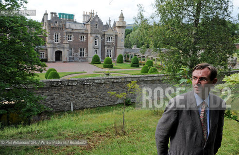 Stuart Kelly, books editor of the ‘Scotland on Sunday’ newspaper, at Abbotsford, the home of Sir Walter Scott, near Melrose and Galashiels in the Scottish Borders, October 7, 2009. ..©Phil WilkinsonTSPL/Writer Pictures/Rosebud2