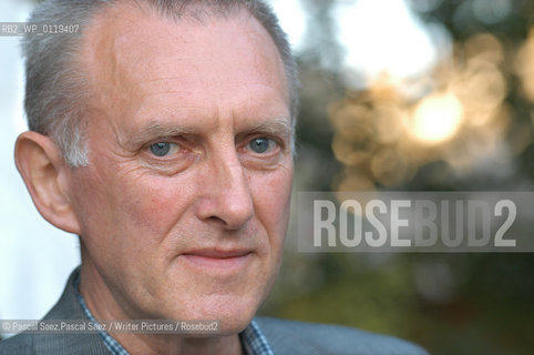 Scottish writer and Booker Prizer winner James Kelman, author of You have to be Careful in the Land of the Free, at the Edinburgh International Book Festival 2004..Copyright©Pascal Saez.Pascal Saez/Writer Pictures/Rosebud2