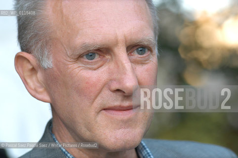 Scottish writer and Booker Prizer winner James Kelman, author of You have to be Careful in the Land of the Free, at the Edinburgh International Book Festival 2004..Copyright©Pascal Saez.Pascal Saez/Writer Pictures/Rosebud2