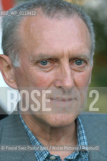 Scottish writer and Booker Prizer winner James Kelman, author of You have to be Careful in the Land of the Free, at the Edinburgh International Book Festival 2004..Copyright©Pascal Saez.Pascal Saez/Writer Pictures/Rosebud2