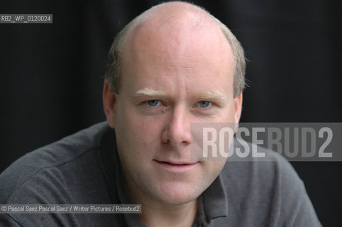 British writer Matthew Kneale, author of Small Crimes in an Age of Abundance at the Edinburgh International Book Festival 2005..Copyright©Pascal Saez.Pascal Saez/Writer Pictures/Rosebud2