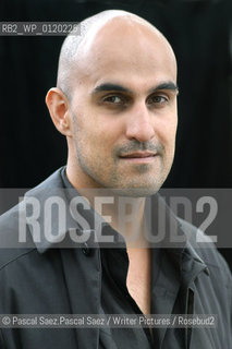 British writer Hari Kunzru, author of The Impressionist and Transmission, at the Edinburgh International book Festival 2004...Copyright©Pascal Saez.Pascal Saez/Writer Pictures/Rosebud2