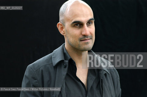 British writer Hari Kunzru, author of The Impressionist and Transmission, at the Edinburgh International book Festival 2004...Copyright©Pascal Saez.Pascal Saez/Writer Pictures/Rosebud2
