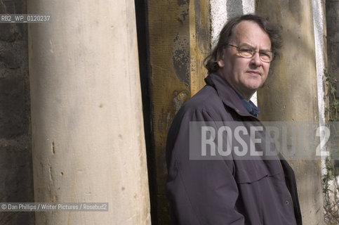 STAnza poetry festival 2010. Frank Kuppner in the Byre Theatre gardens in St Andrews...copyright©Dan Phillips/Writer Pictures/Rosebud2