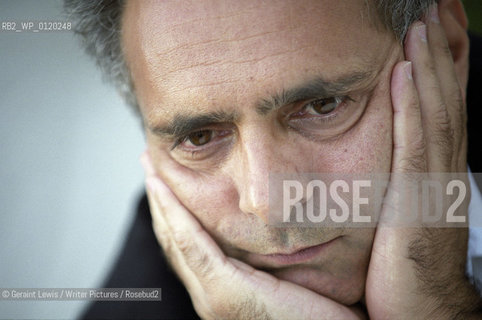 Hanif Kureishi..copyright©Geraint Lewis/Writer Pictures/Rosebud2