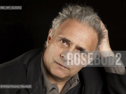 Hanif Kureishi,writer,screenwriter,playwrite and filmaker.  CREDIT Geraint Lewis
©Writer Pictures/Rosebud2
