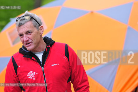 Paul Rose, the expedition leader and co-presenter of the BBC television series, Oceans, is a polar guide, professional diver, mountaineer, engineer and yacht skipper. He was the base commander of the British Antarctic Survey, and was awarded both the Queens Polar Medal and the US Polar Medal. Pictured at the Keswick Mountain Festival 2009..copyright©Steve Razzetti/Writer Pictures/Rosebud2