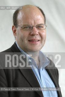 British presenter, journalist and writer Mark Lawson, author of Enough is enough or the emergency government at the Edinburgh International Book Festival 2005..Copyright©Pascal Saez.Pascal Saez/Writer Pictures/Rosebud2
