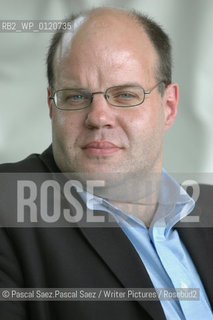 British presenter, journalist and writer Mark Lawson, author of Enough is enough or the emergency government at the Edinburgh International Book Festival 2005..Copyright©Pascal Saez.Pascal Saez/Writer Pictures/Rosebud2