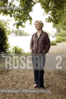 Mark Lawson, The Edinburgh International Book Festival 2005..Copyright©Rob McDougall/Writer Pictures/Rosebud2
