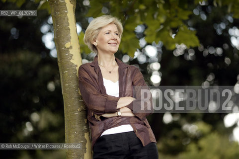 Mark Lawson, The Edinburgh International Book Festival 2005..Copyright©Rob McDougall/Writer Pictures/Rosebud2