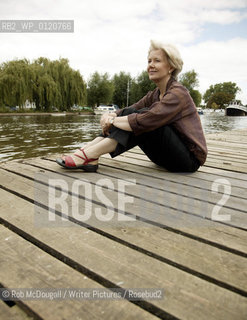 Mark Lawson, The Edinburgh International Book Festival 2005..Copyright©Rob McDougall/Writer Pictures/Rosebud2