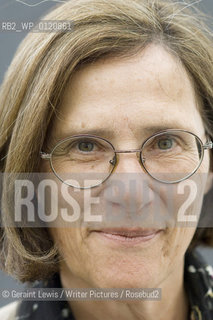 Hermione Lee..copyright©Geraint Lewis/Writer Pictures/Rosebud2