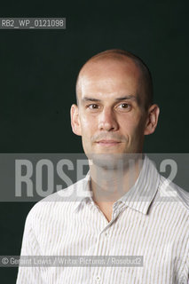 Simon Lelic, British journalist and novelist, at the 2010 Edinburgh International Book Festival, August 22, 2010...Copyright©Geraint Lewis/Writer Pictures/Rosebud2