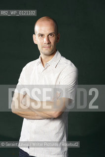 Simon Lelic, British journalist and novelist, at the 2010 Edinburgh International Book Festival, August 22, 2010...Copyright©Geraint Lewis/Writer Pictures/Rosebud2
