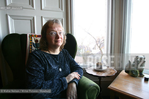 Writer Joan Lennon photographed at home in Scotland...Copyright©Walter Neilson/Writer Pictures/Rosebud2
