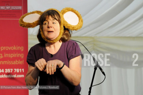 Julia Donaldson in Performance to a captive audience.Lennoxlove Book Festival at Lennoxlove House, Haddington, Scotland, November 21 2010..©Picture from Alex Hewitt/Writer Pictures/Rosebud2