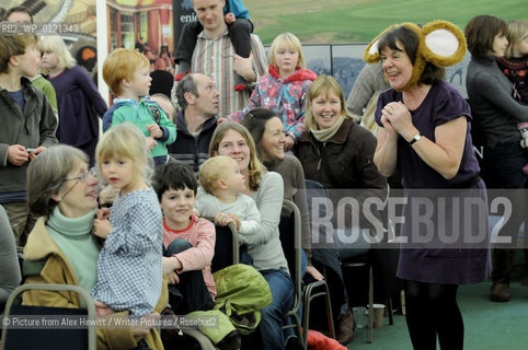 Julia Donaldson in Performance to a captive audience.Lennoxlove Book Festival at Lennoxlove House, Haddington, Scotland, November 21 2010..©Picture from Alex Hewitt/Writer Pictures/Rosebud2