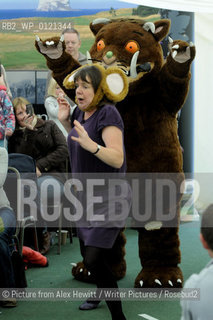 Julia Donaldson in Performance to a captive audience. The Gruffalo gives the mouse a fright.Lennoxlove Book Festival at Lennoxlove House, Haddington, Scotland, November 21 2010..©Picture from Alex Hewitt/Writer Pictures/Rosebud2