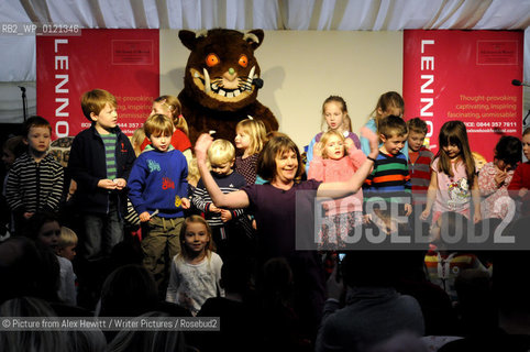 Julia Donaldson in Performance to a captive audience.Lennoxlove Book Festival at Lennoxlove House, Haddington, Scotland, November 21 2010..©Picture from Alex Hewitt/Writer Pictures/Rosebud2
